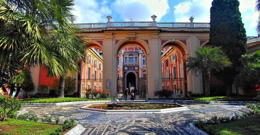 Palazzi dei Roll and Palazzo Reale Guided Tour - The Experience: Walking Through History and Art