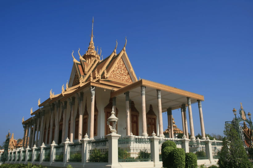 Phnom Penh: Killing Fields and S21 Genocide Museum Tour - Who Will Appreciate This Tour?