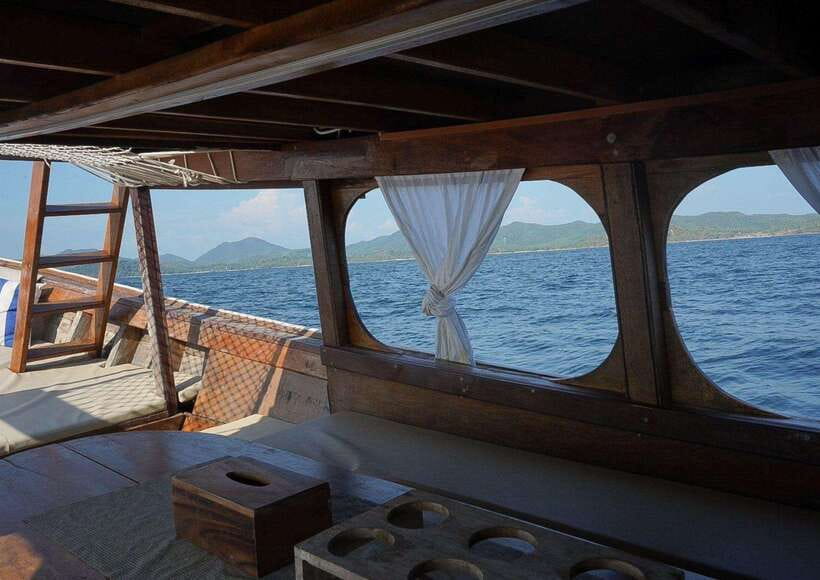 Phuket: Luxury Private Longtail Boat Islands Discovery Tour - Taking in the Marine Life