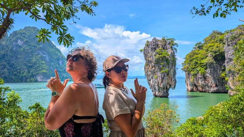 Phuket: Premium Speedboat Tour to James Bond & Koh Panyi