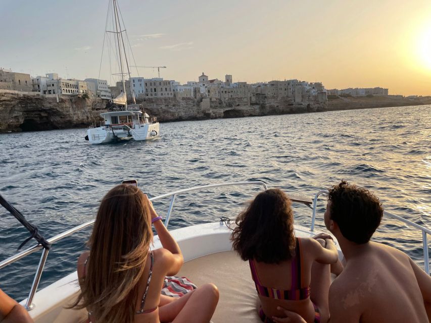 Polignano: Catamaran Cruise With Aperitif and Food - Enjoy Apulian Aperitif and Activities