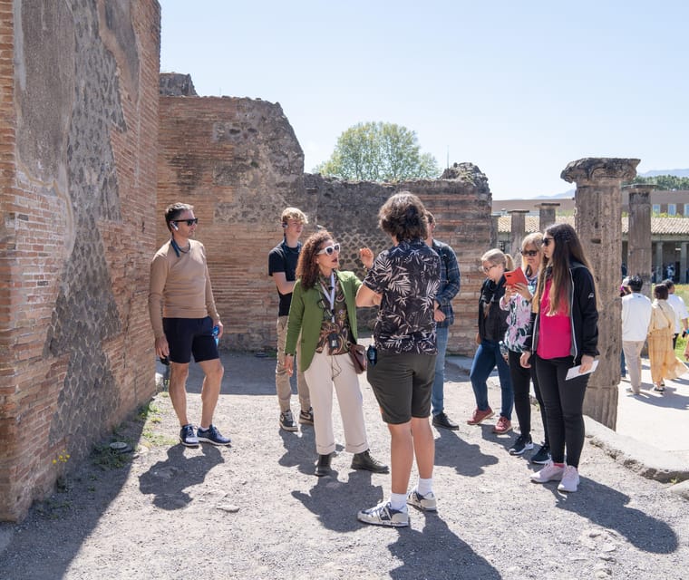 Pompeii: Skip-the-line-Ticket and Guided Tour - Tour Features