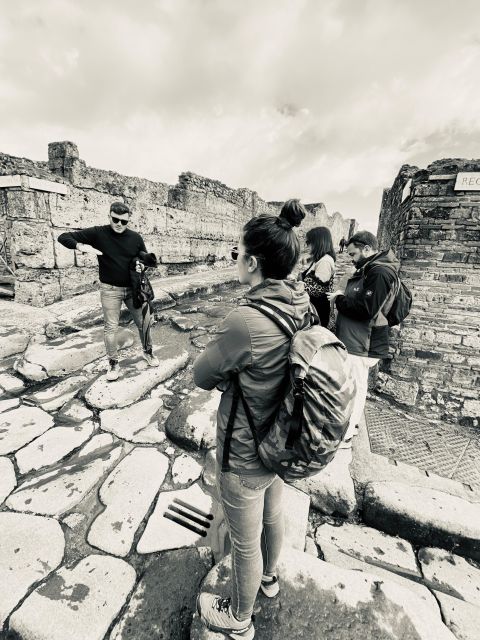 POMPEII SMALL GROUP MAXIMUM 8 PEOPLE - Booking Information