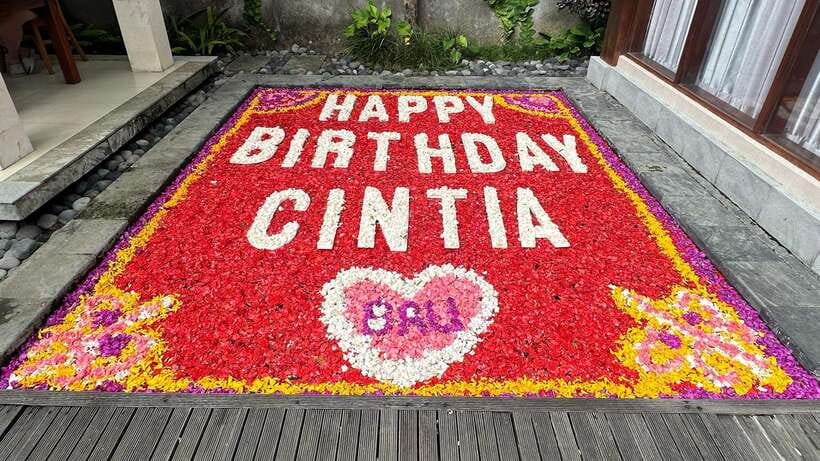 Pool Flower Decorations Bali: Birthday-Honeymoon-Anniversary - The Itinerary Breakdown