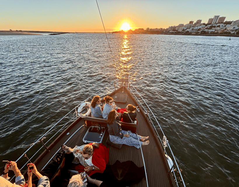 Porto: Classic Sailboat Cruise Along the Douro River - Detailed Itinerary and Highlights