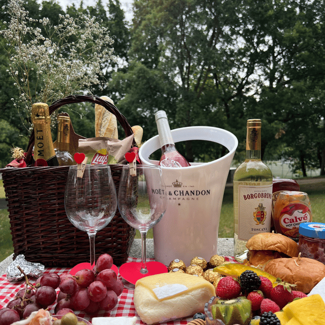 Porto: Picnic Experience in Jardim do Morro - A Closer Look at the Experience