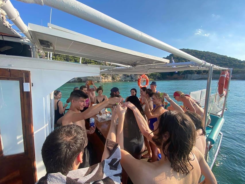 Porto Rafti: Athens Floating Bar Cruise - Breaking Down the Experience