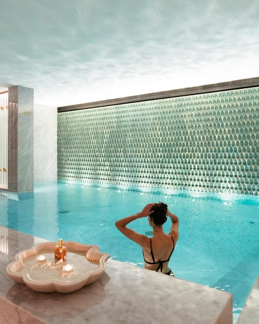 Porto: Relaxing by the pool, sauna and steam room - Who Will Love This Experience?
