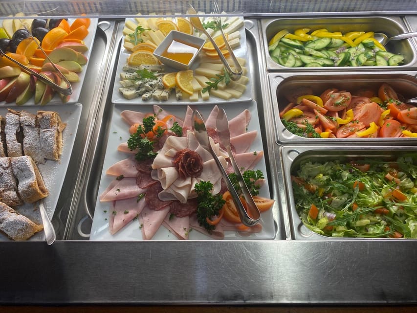 Prague: 2-Hour Historic Boat Cruise with Delicious Lunch - The Food and Drink Experience