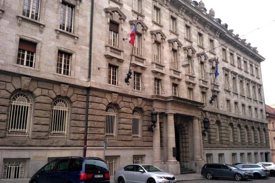 Prague: Gestapo Headquarters Tour in Spanish - Why This Tour Matters