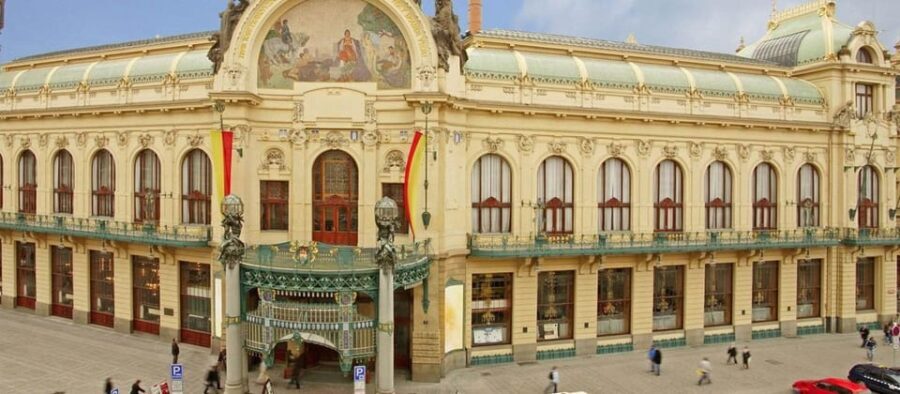 Prague: Private 2 & 4-Hour City Tours with Local Guide - A Closer Look at the Tour Itinerary