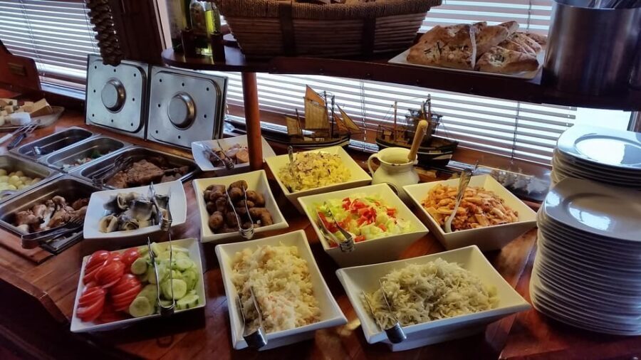 Prague: Vltava River Evening Dinner Cruise - The Practicalities: What to Know Before You Go