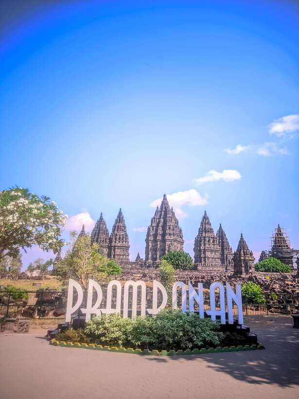 Prambanan Temple Sunset and Ramayana Ballet - Analyzing the Value