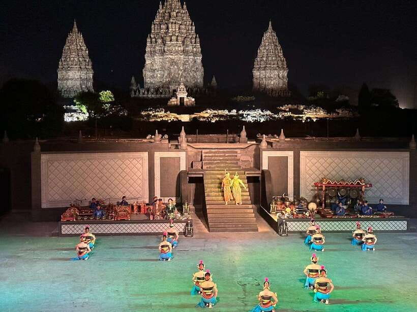 Prambanan : Watching Ramayana Ballet Performance With Dinner - The Practicalities and Value