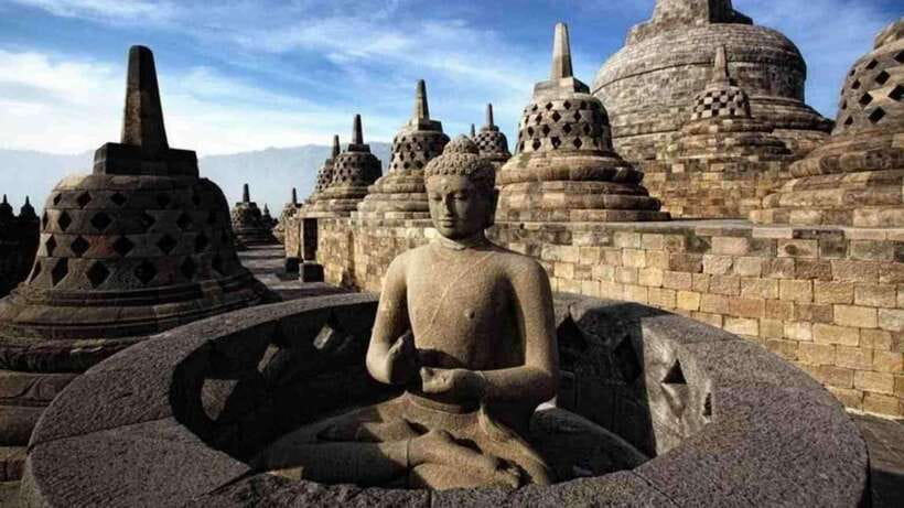 Previlege Borobudur Structure Climb up by Onim - Authentic Experience & Value