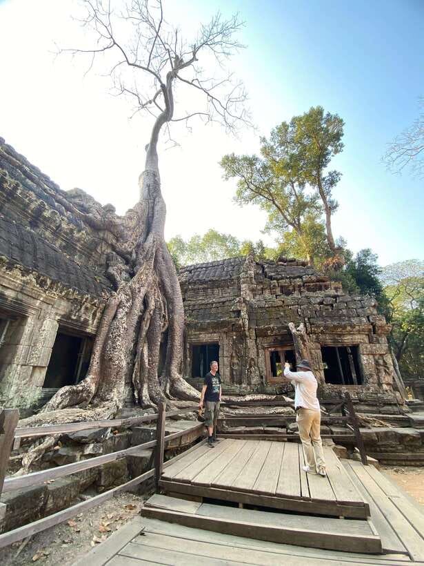 Private Angkor Temples with Spanish Guide - What Makes This Tour Stand Out?