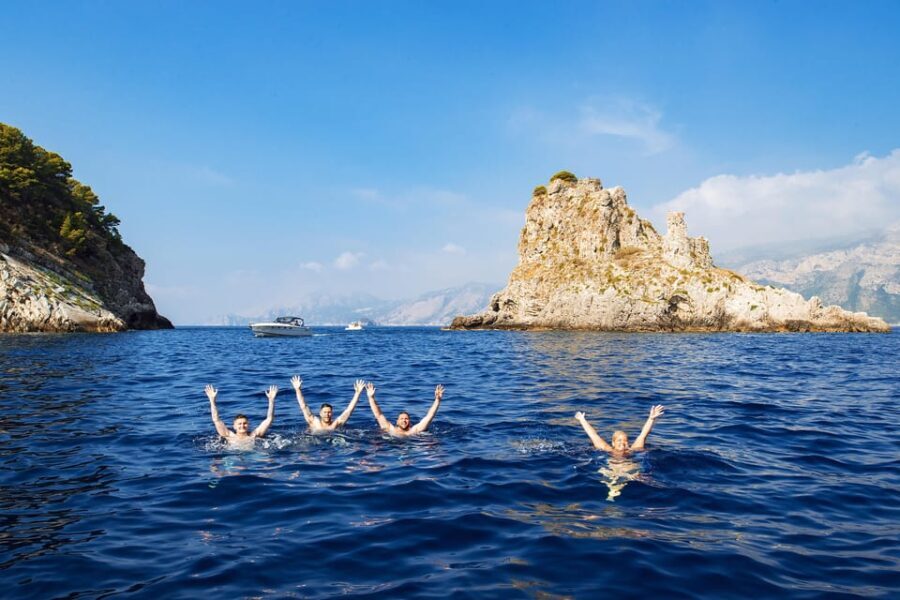 Private Boat tour of one day on a Private Apreamare 10 - FAQ