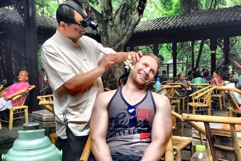 private Chengdu highlights tour with Panda Breeding Base - The Practicalities: What You Need to Know