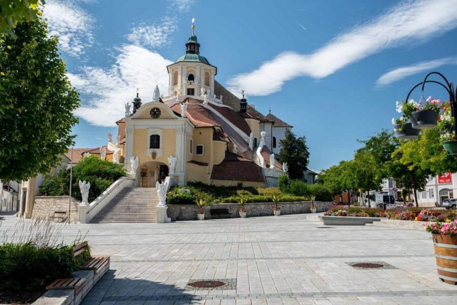Private Day Trip to Viennese Countryside with Wine Tasting - Visiting Eisenstadt: The Heart of Burgenland