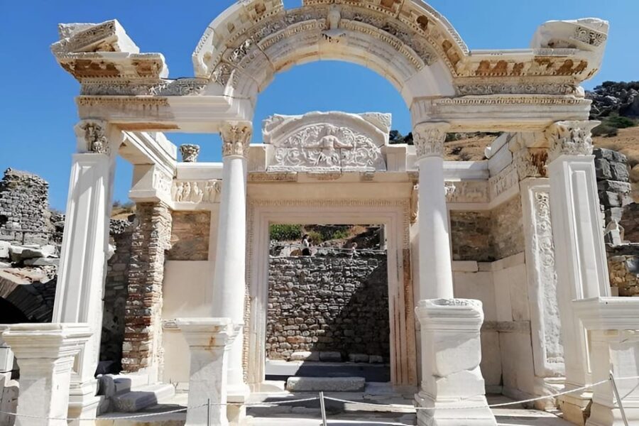 Private Ephesus & House of Virgin Mary with SPANISH Speaking Guide - Who Should Consider This Tour?
