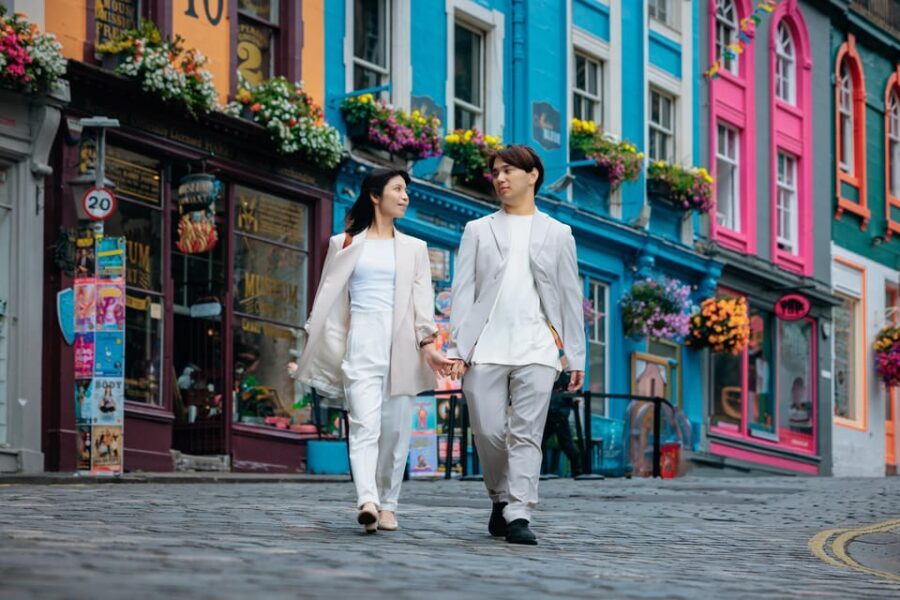 Private Photoshoot with Views of Famous Edinburgh Castle - Why Choose This Experience?