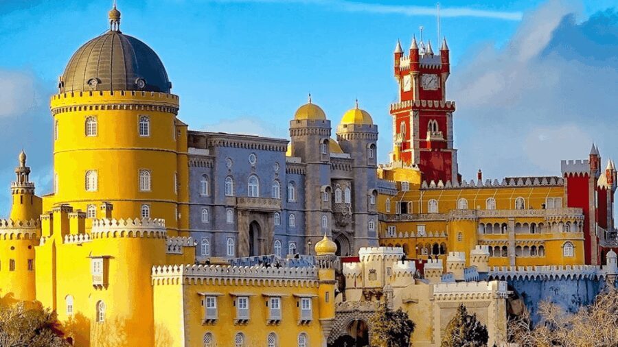 Private Tour Lisbon:Pena Palace, Sintra+Obidos/Nazare/Fatima - Who Is This Tour Best For?