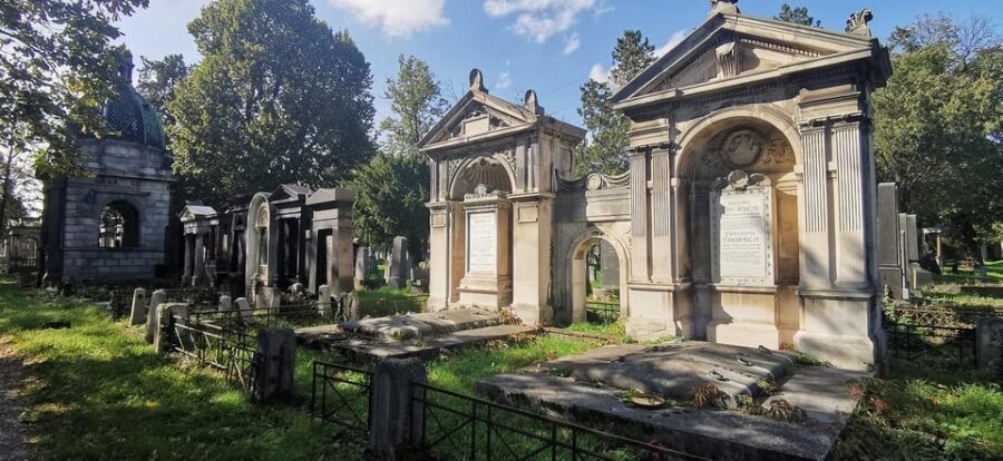 Private tour: Vienna Central Cemetery 1st gate and 2nd gate - What Makes This Tour Stand Out
