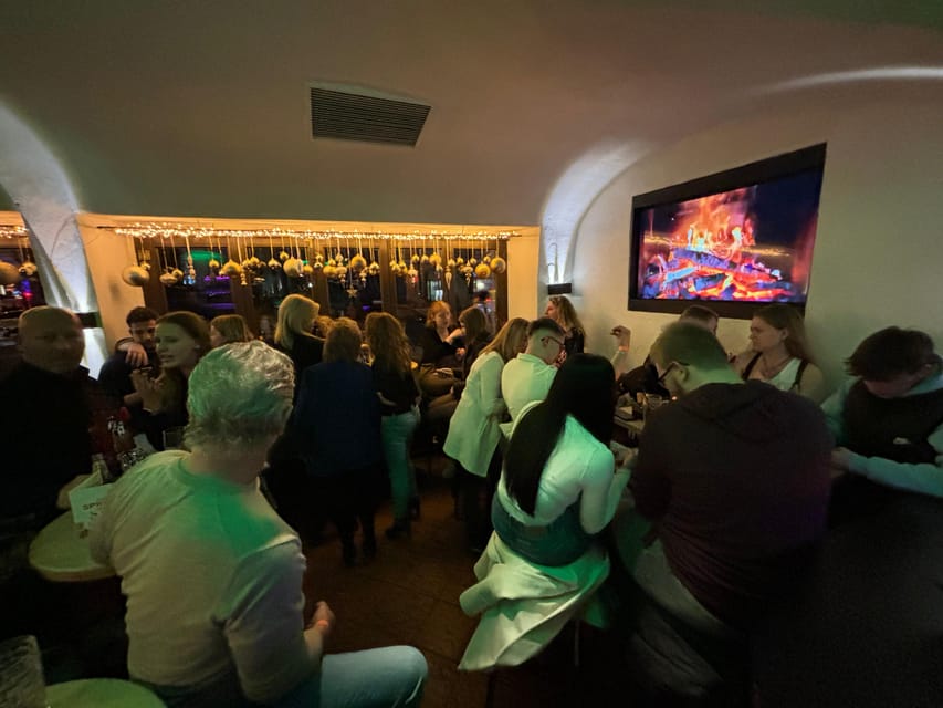 Pub crawl incl. Oktoberfest museum guided tour with beer tasting (private) - A Closer Look at What You Can Expect