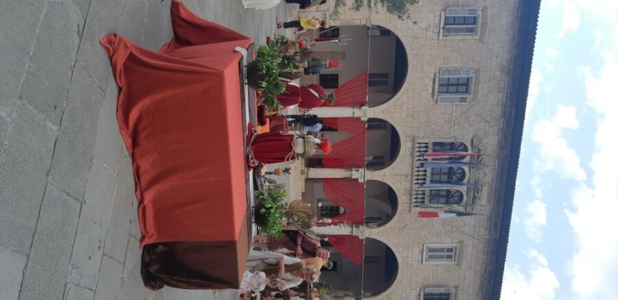 Pula: Historic Walking Tour with Local Guide & City Views - Why This Tour Is a Great Choice