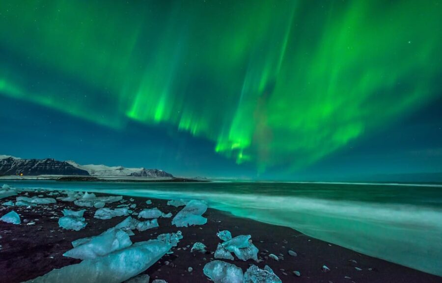 Reykjavík: 5-Day Northern Lights Hunt & Glacier Lagoon Tour - Why Travelers Love This Tour