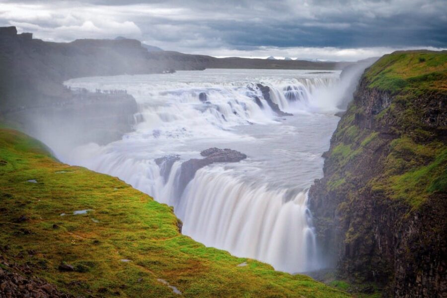 Reykjavík: Golden Circle, Secret Lagoon, & Friðheimar Tour - What the Tour Feels Like