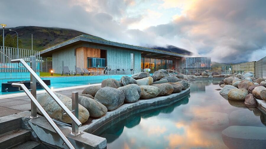 Reykjavik: Golden Circle with Laugarvatn Fontana Admission - Why This Tour Is Worth Considering