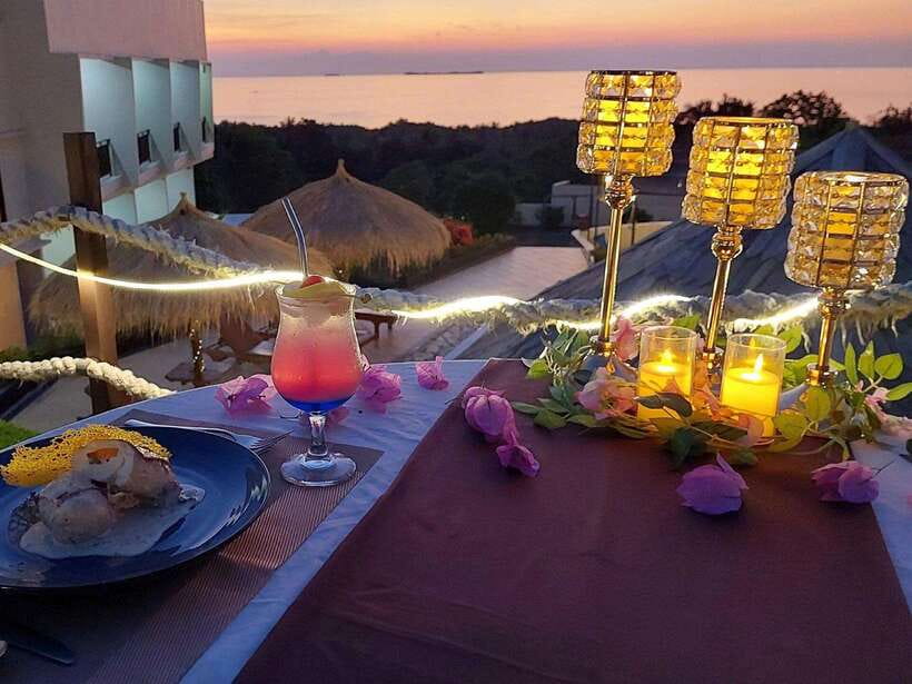 Romantic dinner - Who Should Consider This?