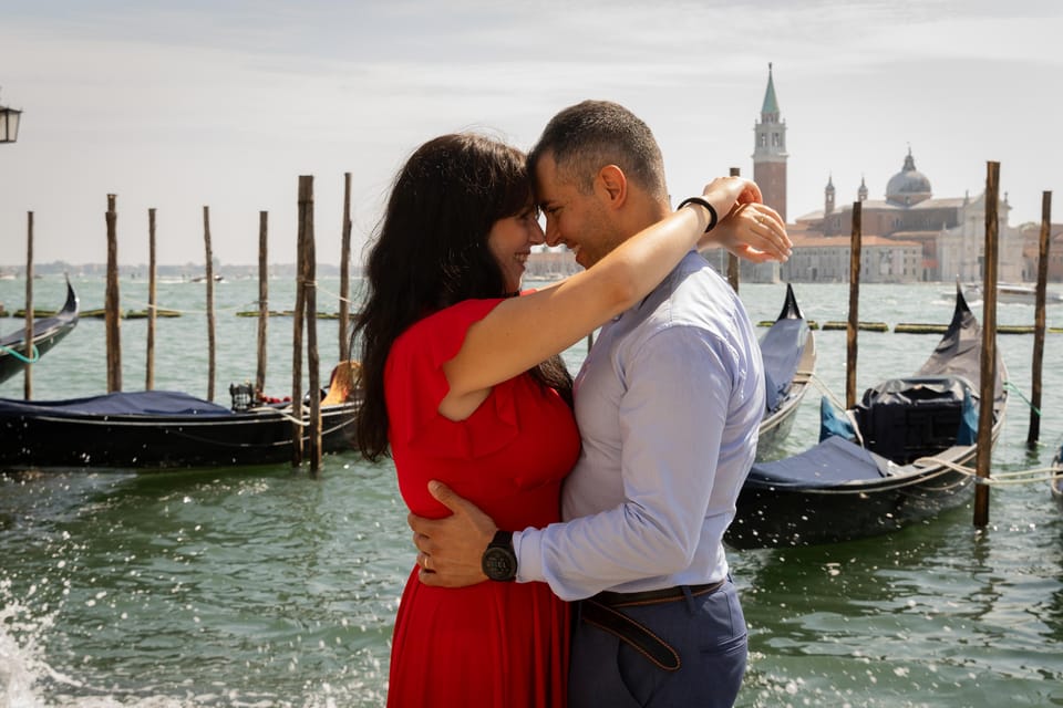Romantic Photoshoot Experience for Couples in Venice - Pricing and Package Details