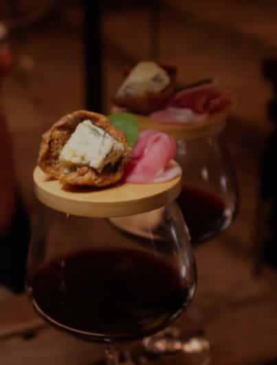 Romantic Wine Tasting Experience at Koccio Valletta - Who Should Consider This Tour?