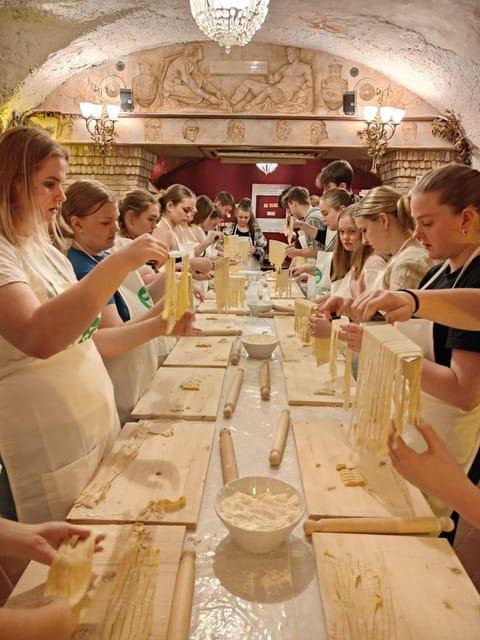 Rome: Pasta & Tiramisu Cooking Class Near the Spanish Steps - Culinary Experience