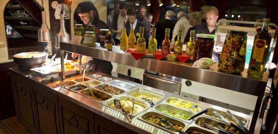 Rotterdam: 2.5-Hour Leckers Boat Cruise and Buffet - The Buffet Experience