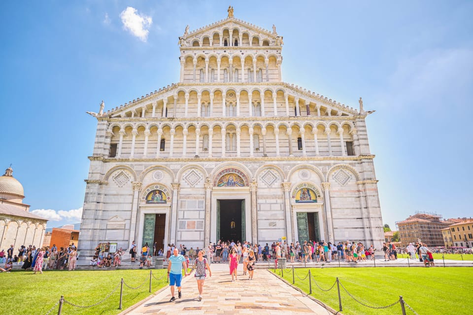 Round Trip Transfer to Pisa From Florence - Transportation and Meeting Point