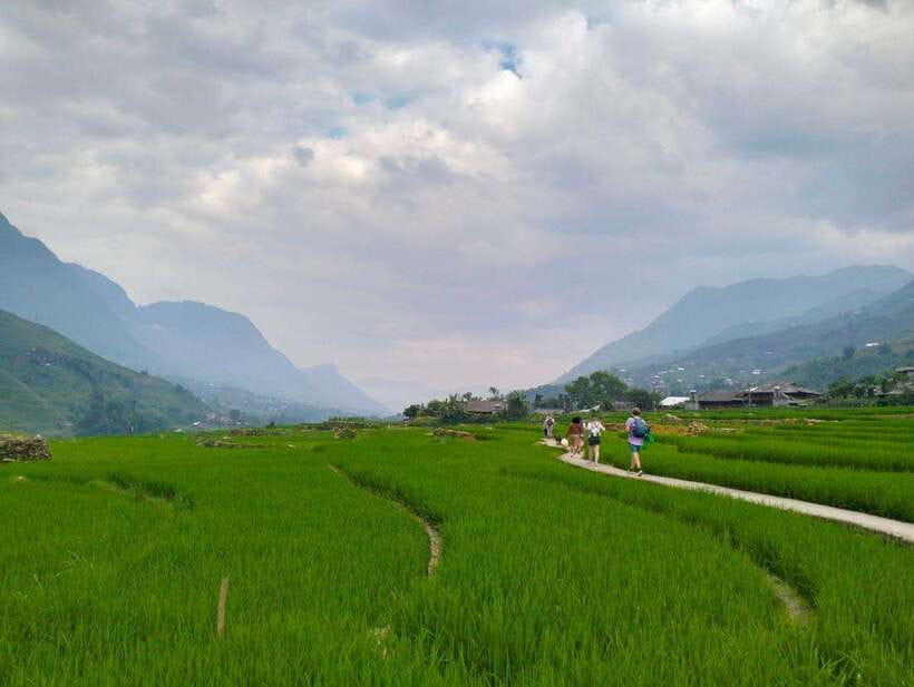 Sa Pa: Cat Cat Village Tour to Visit Local People - Itinerary