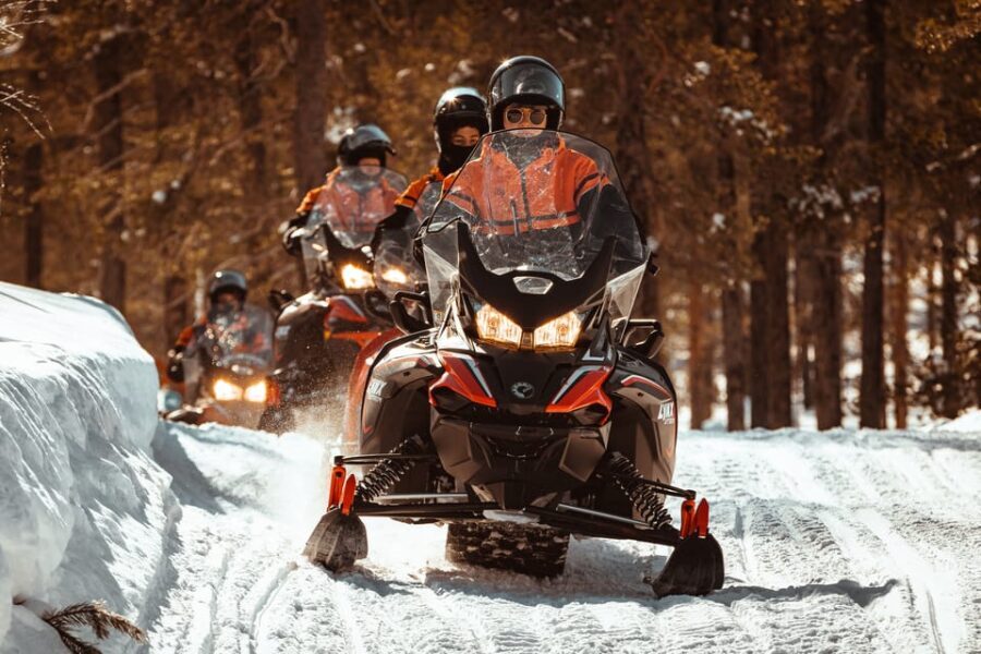 Saariselkä: Snowmobile Ride with Hot Drinks - The Snowmobile Ride: Scenic, Joyful, and Well-Regulated