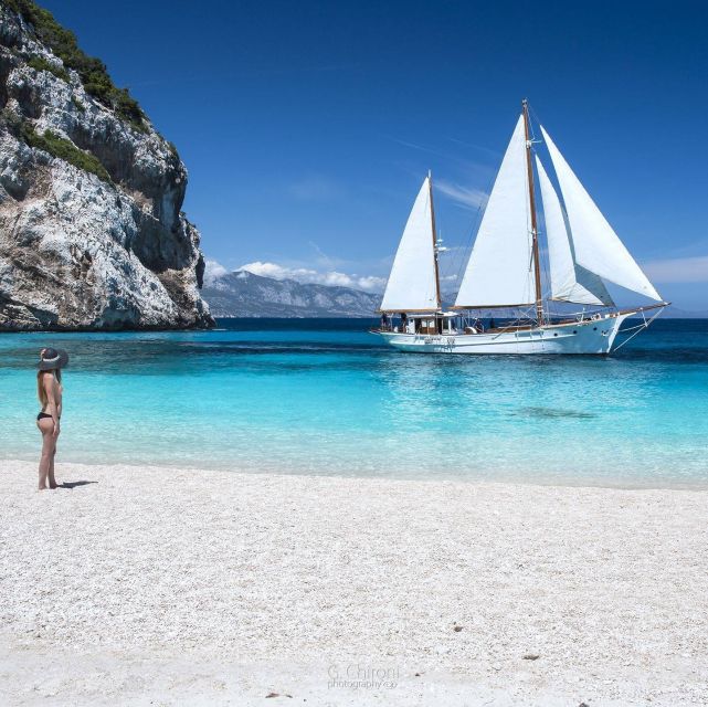 Sailing ship in exclusive, tour around the Gulf of Orosei - The Value of a Small-Group Sardinian Sea Adventure