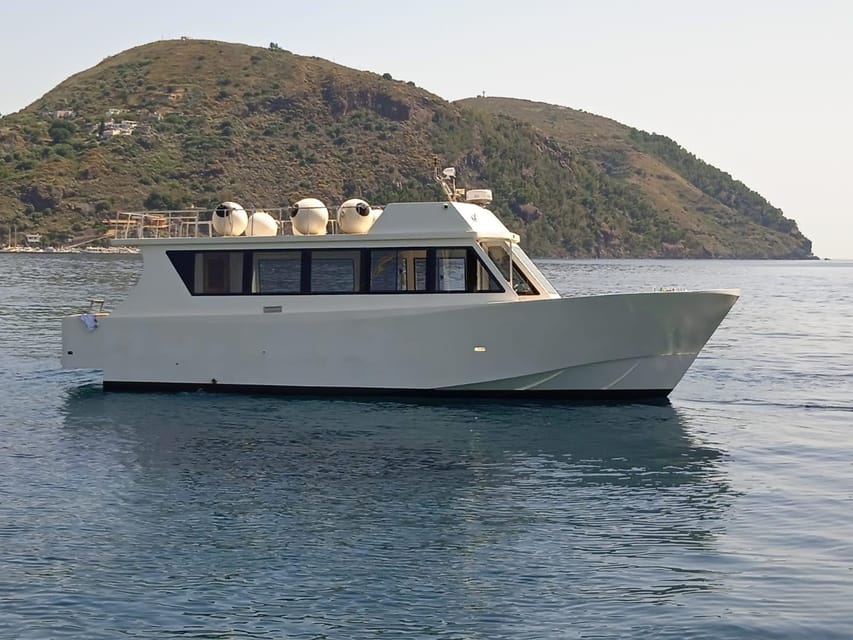 Salina Tour: Boat Excursion With Snorkeling, Departure From Lipari - Itinerary Highlights