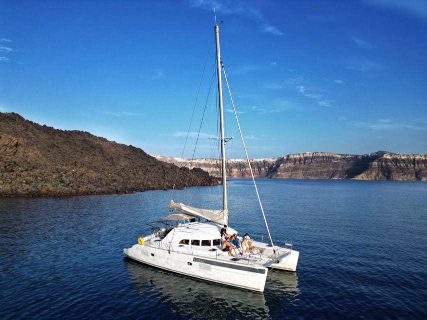 Santorini: Catamaran Cruise with Greek BBQ and Drinks - Food, Drinks, and the Atmosphere