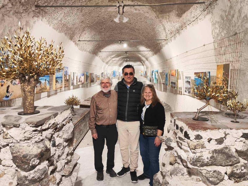 Santorini Highlights Tour with Wine Tasting - Practical Aspects and What to Expect