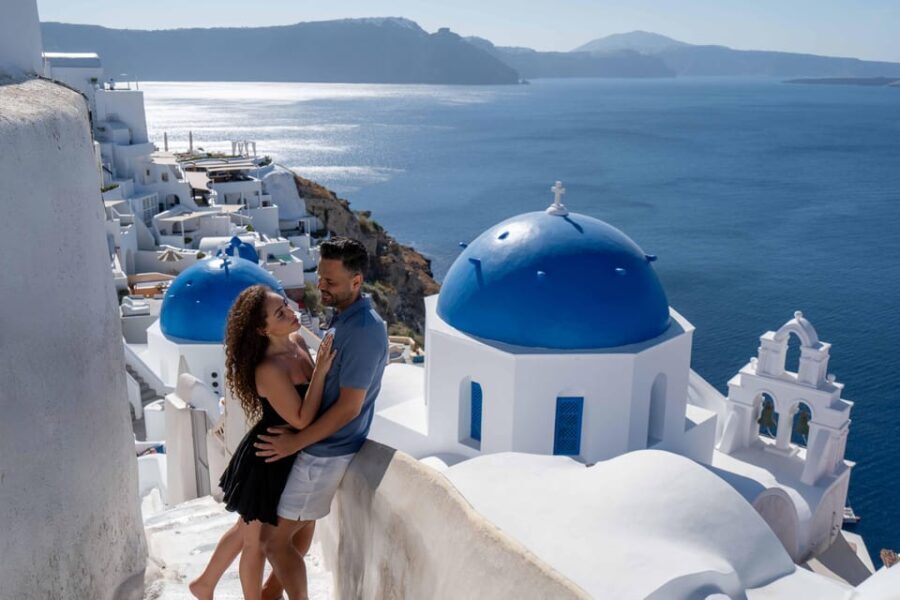 Santorini: Photo Session with a Professional Photographer - Key Points