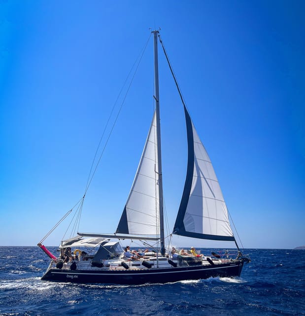 Santorini: Sailing Yacht cruise with full meal and drinks - FAQ
