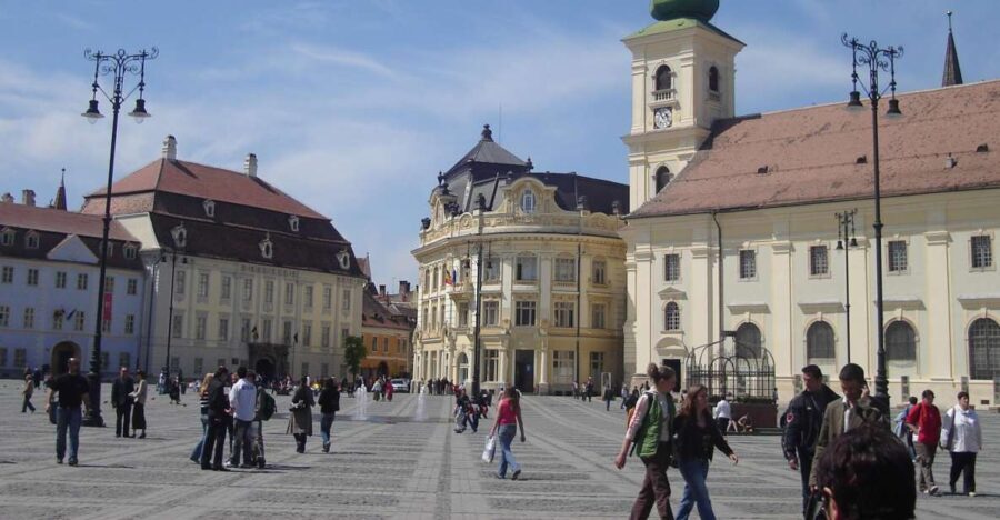 SB01 - City Tour Sibiu: Exploring the Heart of Transylvania - The Experience from a Traveler’s Perspective