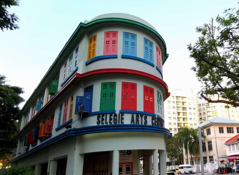 Secrets of Singapore Kick Scooter Tour with Dinner - The Itinerary in Detail