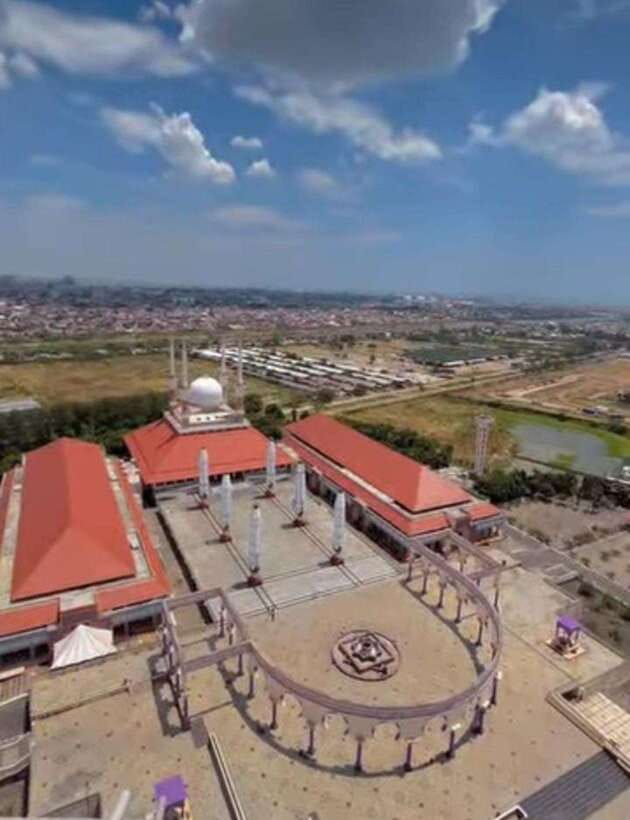 Semarang: Grand Mosque and Tallest Tower in Central Java - The Architectural Marvels