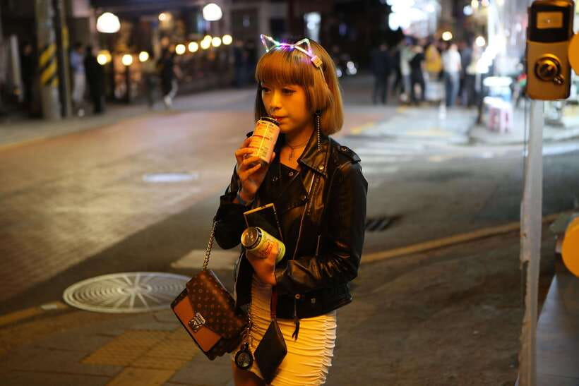 Seoul: LGBTQ+ Pub Crawl and Drag Show with Local Drag Queen - Why This Tour Stands Out
